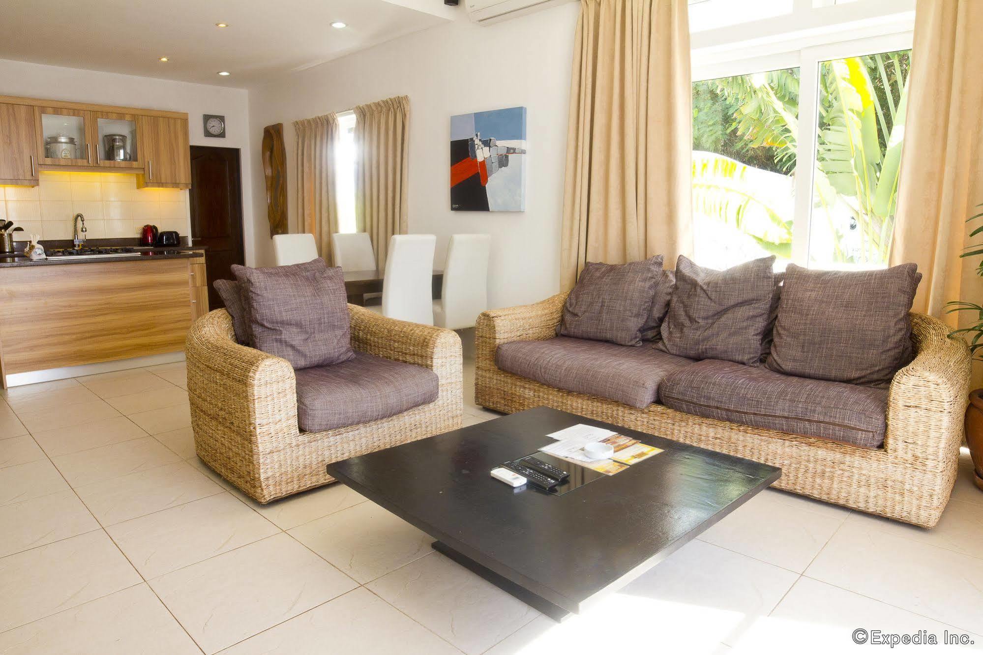 Balabag  Cohiba Villas Boracay Apartment מראה חיצוני תמונה