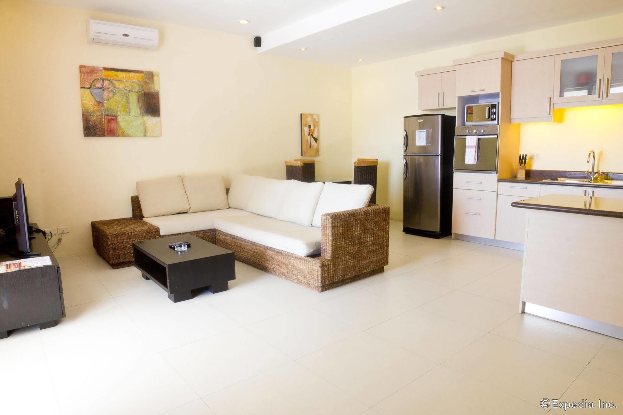 Balabag  Cohiba Villas Boracay Apartment מראה חיצוני תמונה