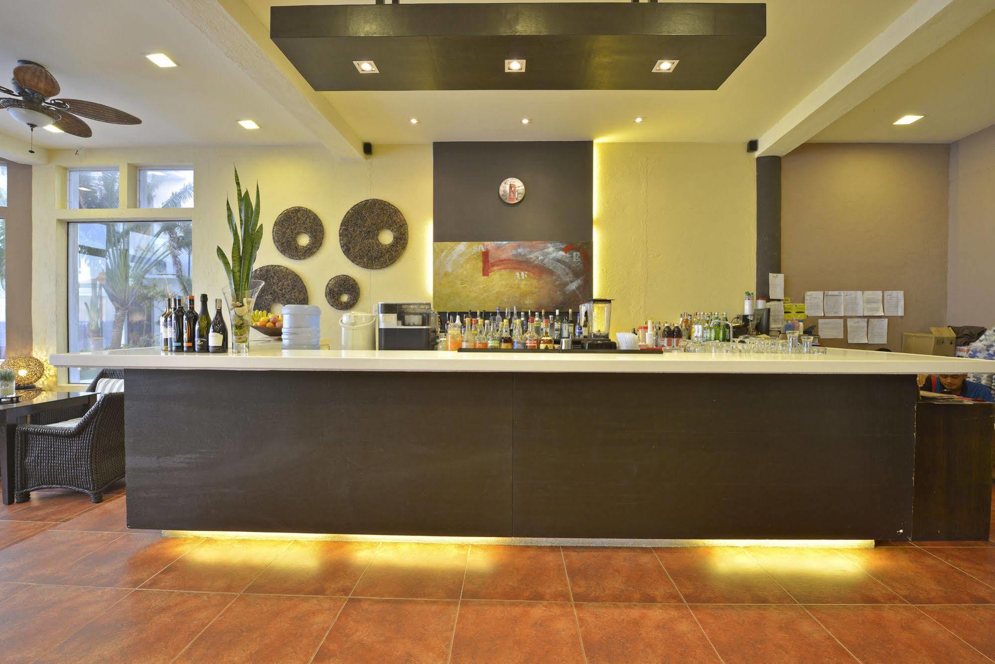 Balabag  Cohiba Villas Boracay Apartment מראה חיצוני תמונה